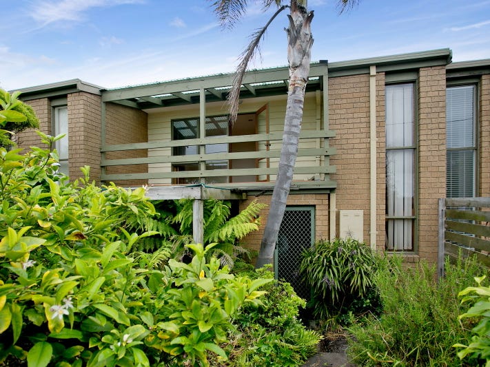 2/44 Nepean Highway, Seaford, Vic 3198 Property Details