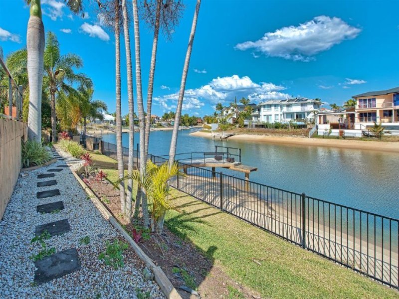 12 Cessnock Close, Mermaid Waters, QLD 4218