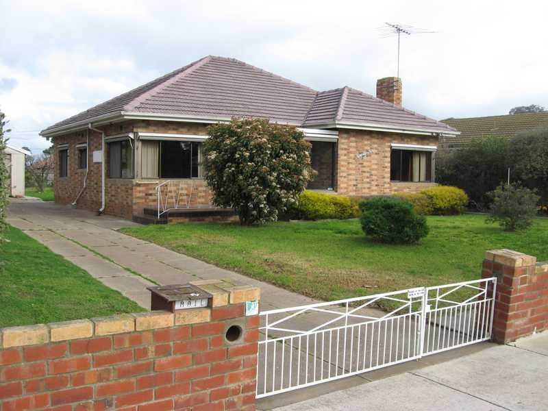 22 Myrtle Grove, North Shore, VIC 3214