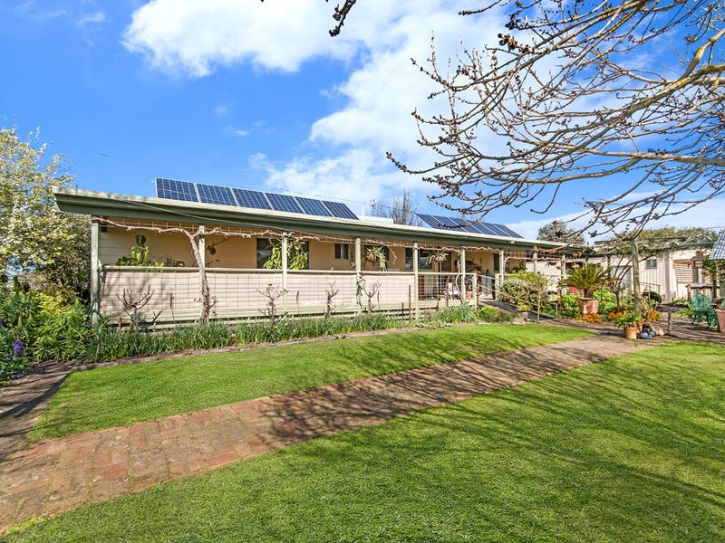 24 Mcnichol Street, Branxholme, VIC 3302