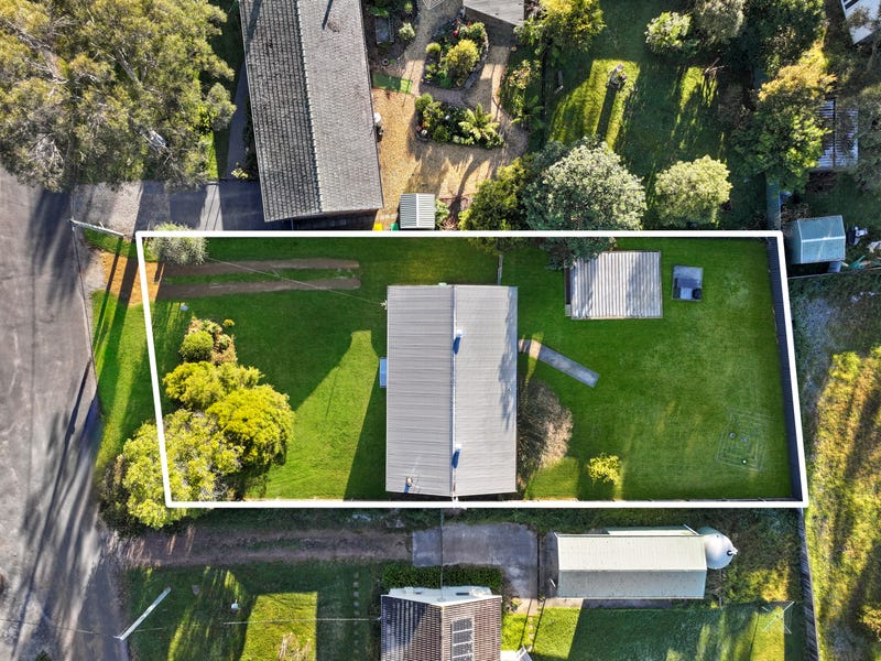 8 Olton Street, Aylmerton, NSW 2575 Property Details