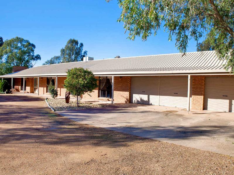 7 Havenstock Drive, Yarrawonga, Vic 3730 Property Details