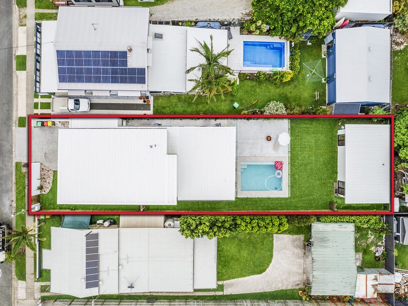 10 Landsborough Parade, Golden Beach, QLD 4551