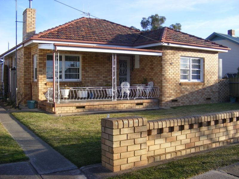 42 Opal Street, Goulburn, NSW 2580 Property Details