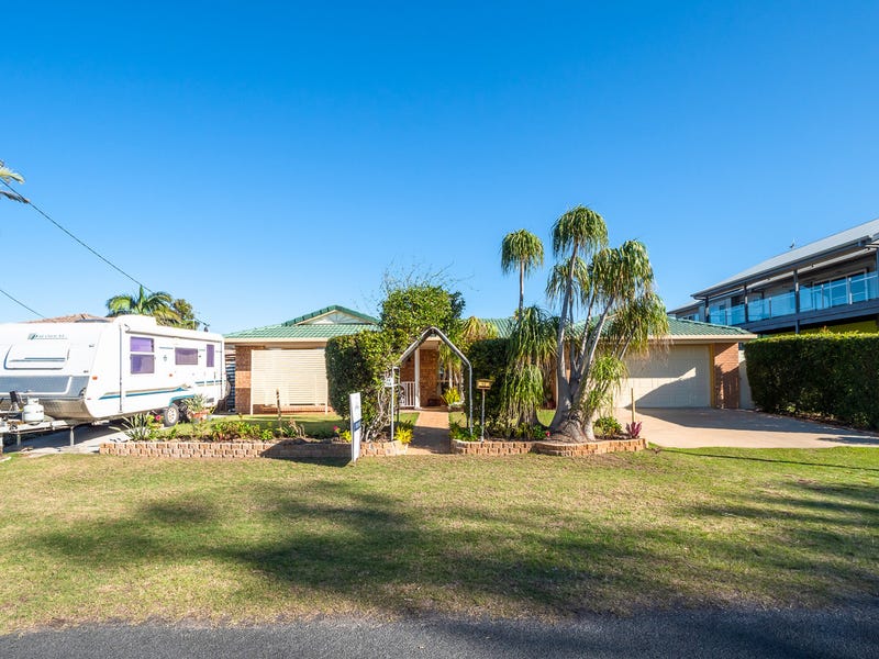 71 Kingfisher Parade, Toogoom, Qld 4655 Property Details