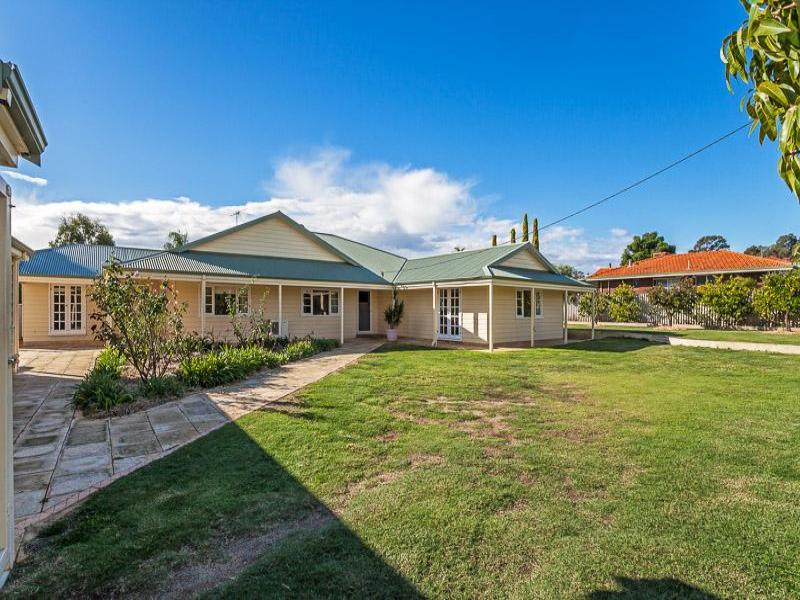 389 Morrison Road, Swan View, WA 6056