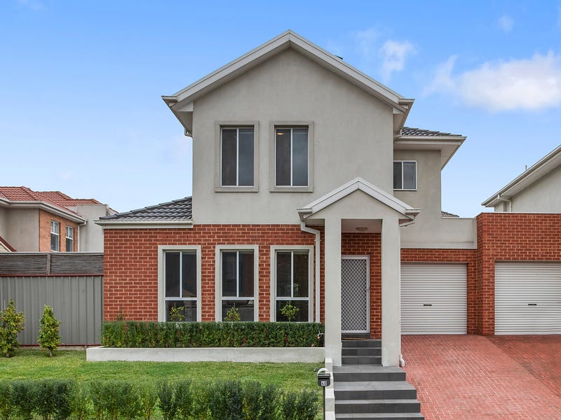 40 Balerno Circle, Gowanbrae, VIC 3043