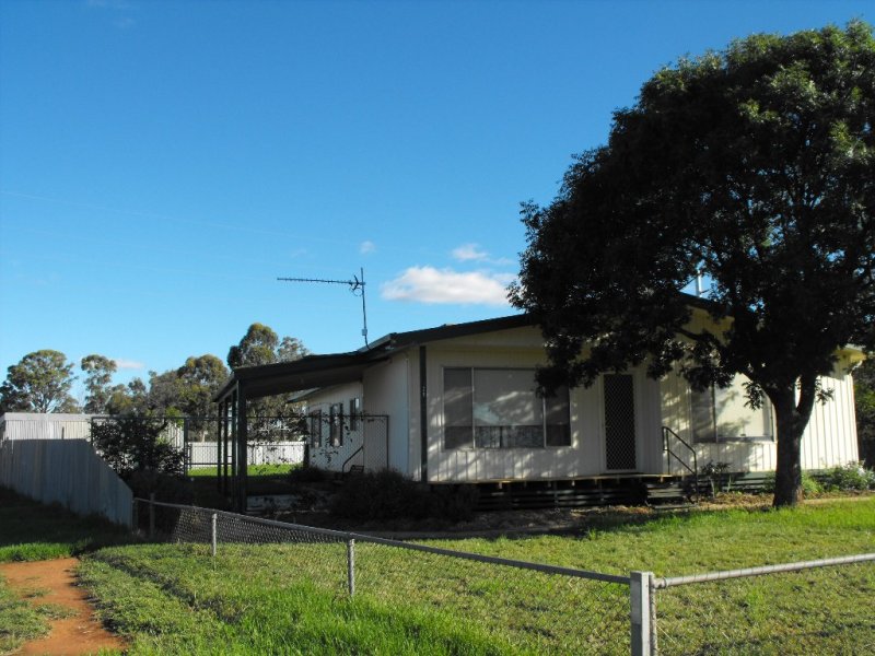 39 Stinson Street, Coolamon, NSW 2701 Property Details