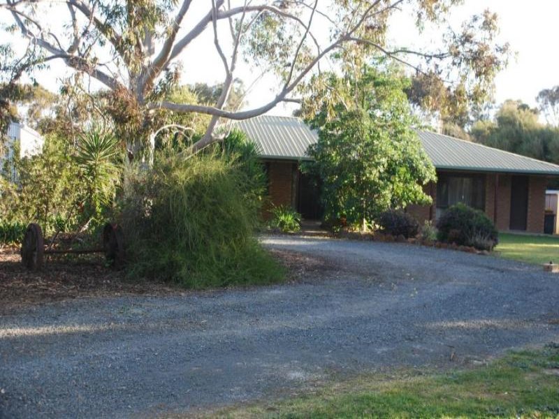 821 Murray Valley Highway, Echuca, Vic 3564 Property Details