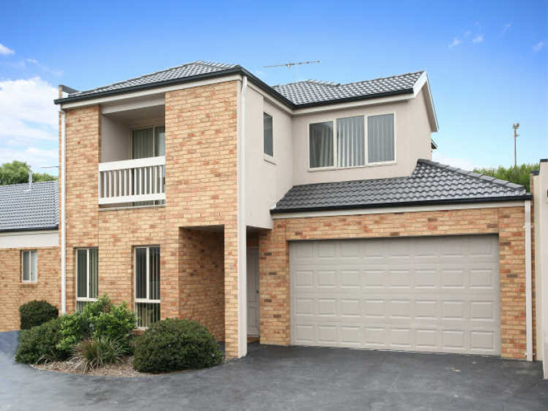 Unit 2,101107 Golf Links Road, Berwick, Vic 3806 Property Details