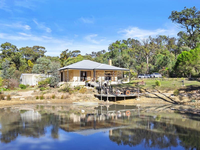 952 Basalt Road, Shepherds Flat, Vic 3461 House for Sale realestate