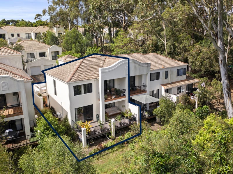 2203/22 Glenside Drive, Robina, Qld 4226 Property Details