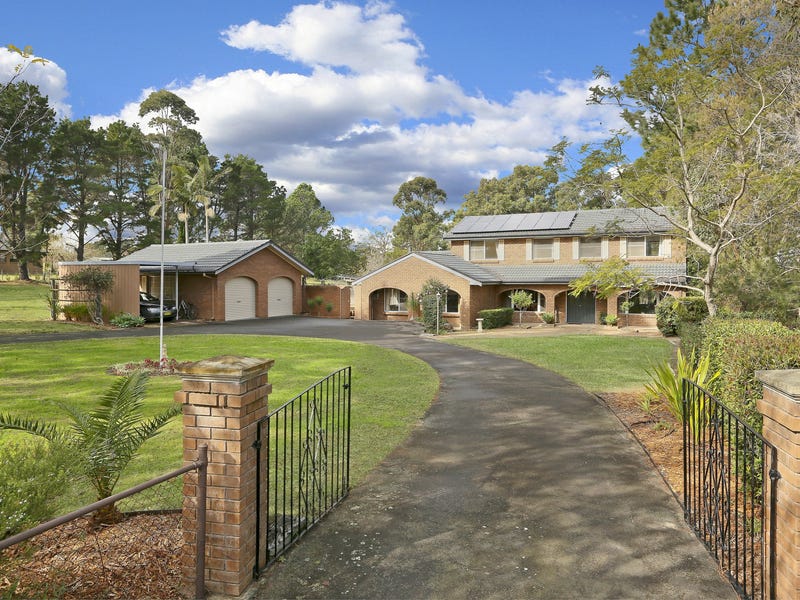 12 Emperor Place, Kenthurst, NSW 2156