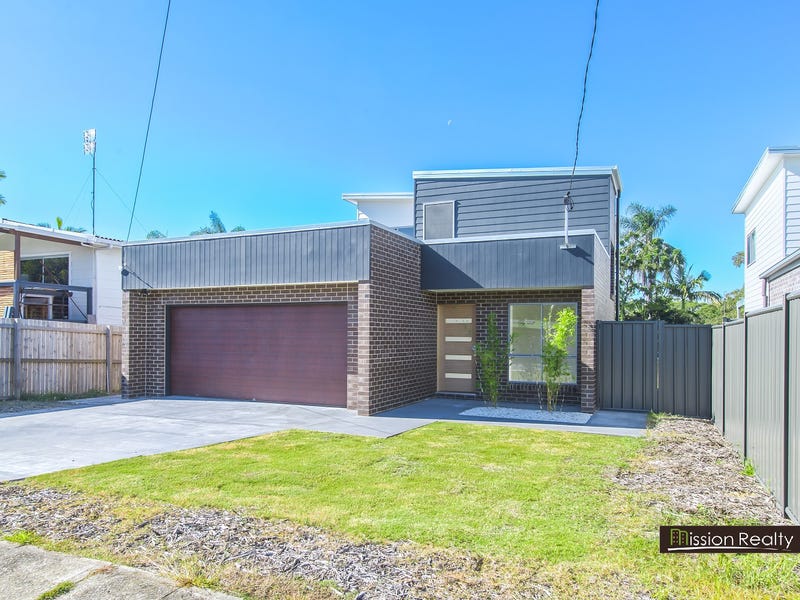 15 McCowan Street, Ashmore, Qld 4214 Property Details