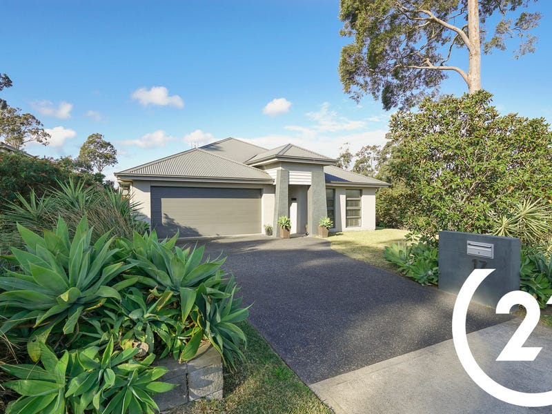 17 Oakmont Avenue, Medowie, NSW 2318 House for Sale