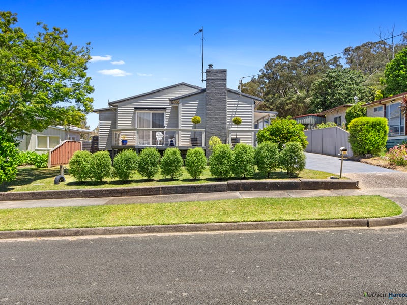 25 Fifth Street, Eildon, Vic 3713 Property Details