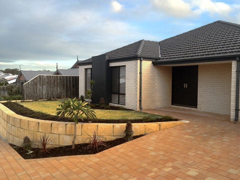 6 Buttercup Parkway, Halls Head, WA 6210