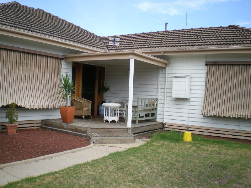 15 Robb Street, East Bairnsdale, VIC 3875