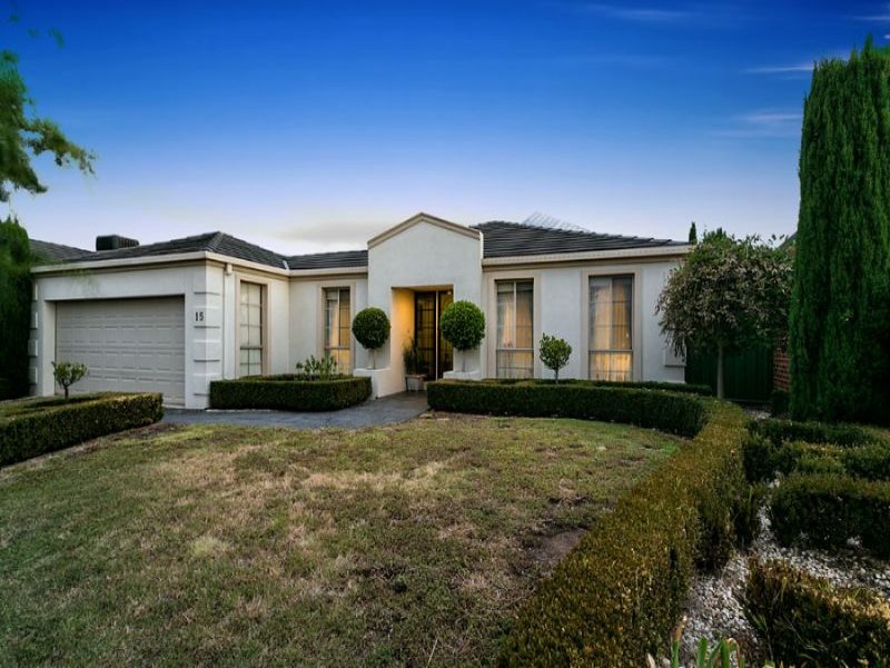 15 Lewis Avenue, Burnside, VIC 3023