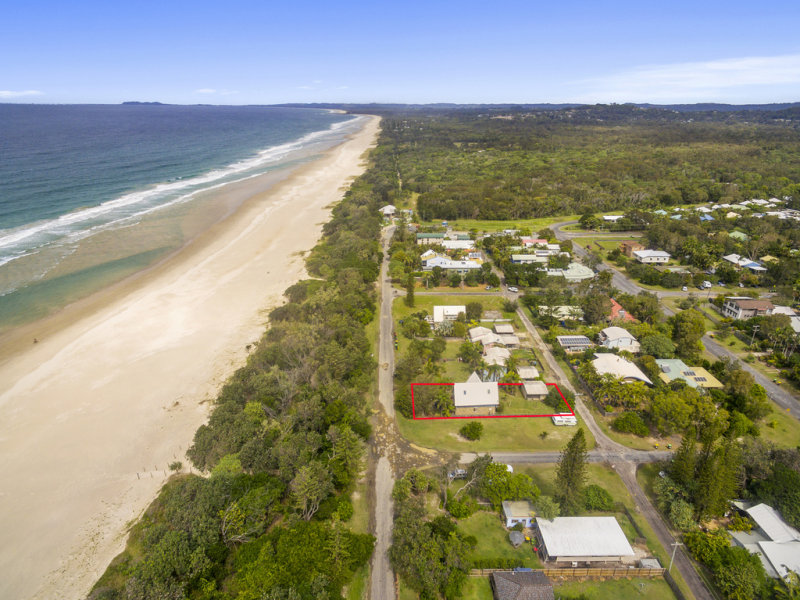 15 Pacific Esp, South Golden Beach, NSW 2483