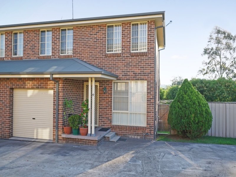 4/1A Mcintosh Street, The Oaks, NSW 2570