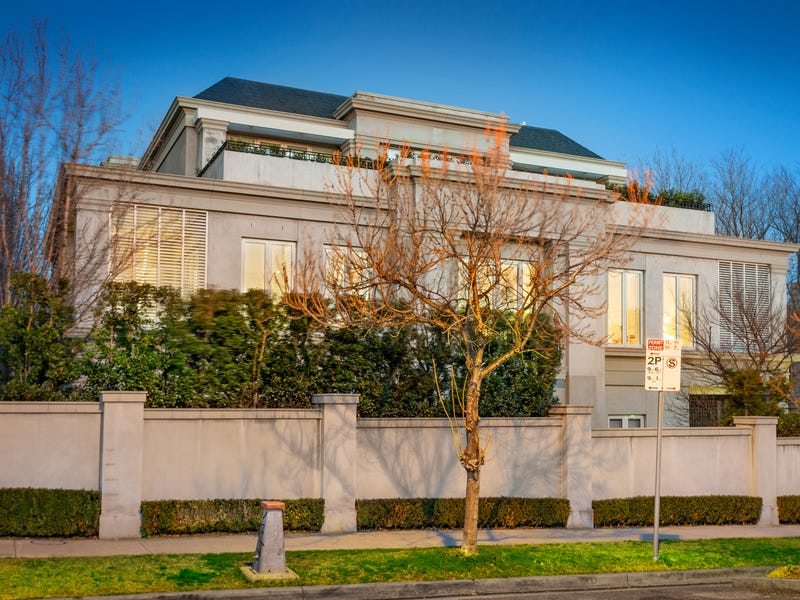 3/82 Mathoura Road, Toorak, Vic 3142 Property Details