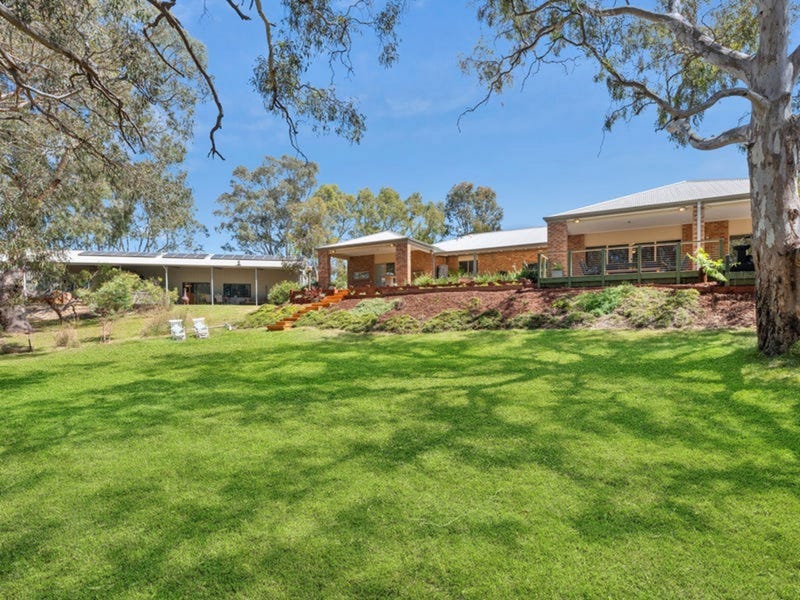 6 Gregory Drive, Inverleigh, Vic 3321 House for Sale