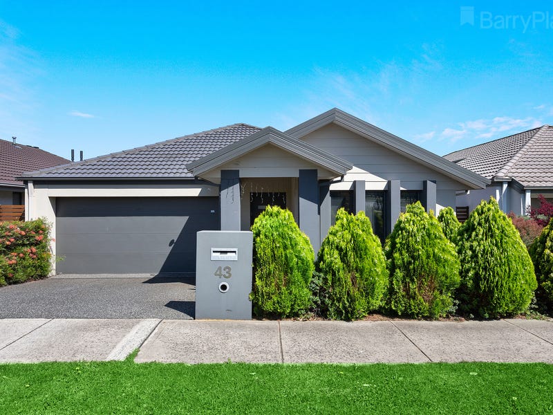 43 Meridian Circuit, Berwick, Vic 3806 Property Details