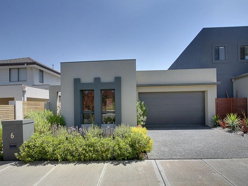 6 Meridian Circuit, Berwick, Vic 3806 Property Details