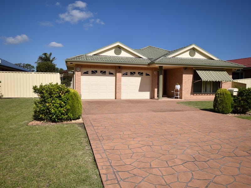 17 Kardella Avenue, Nowra, NSW 2541