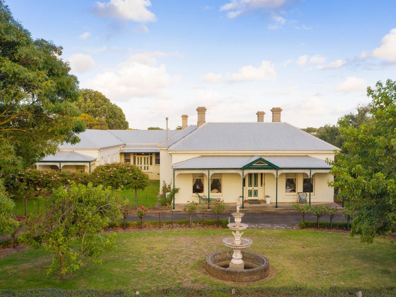 62 Ardlie Street, Warrnambool, Vic 3280 Property Details