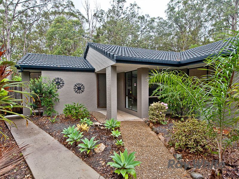 1 Lindale Court, Cashmere, Qld 4500 Property Details