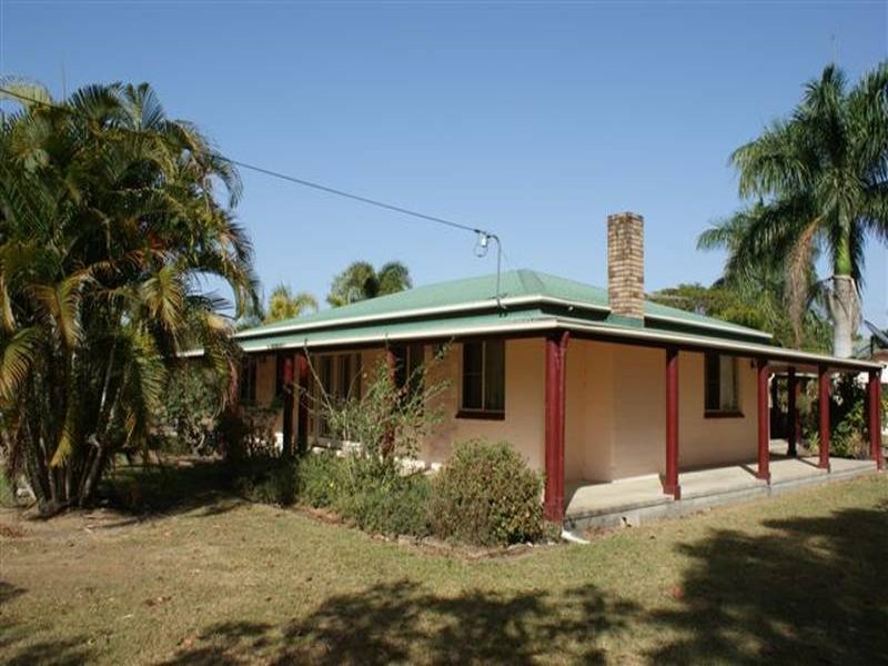 72 Collins Avenue, Sarina, Qld 4737 Property Details