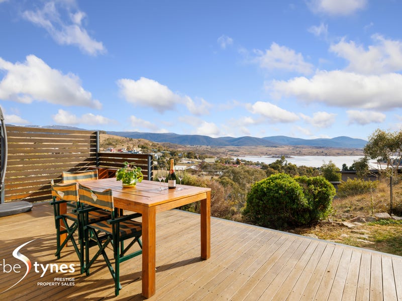 8 Pilot Close, Jindabyne, NSW 2627 Property Details