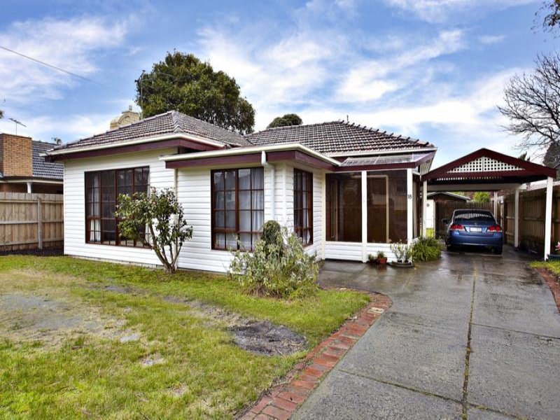 18 Walker Grove, Cheltenham, Vic 3192 Property Details