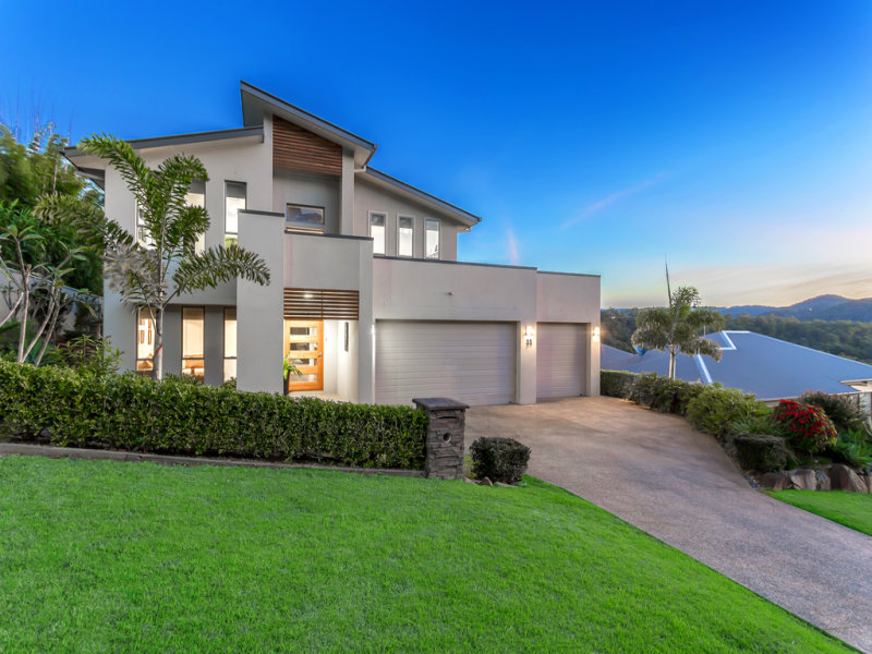 35 Emerson Drive, Bonogin, Qld 4213 Property Details