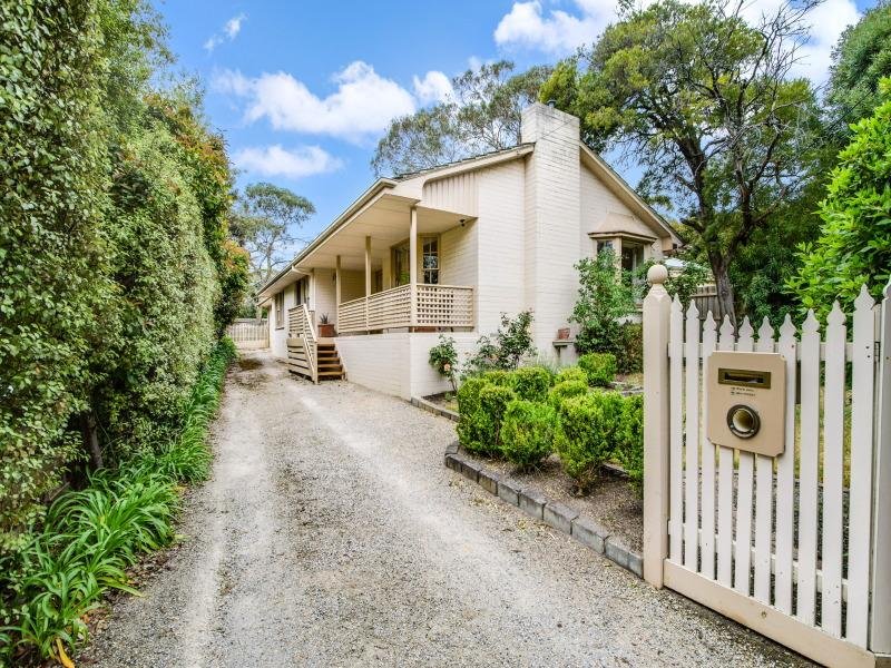 101 Wooralla Drive, Mount Eliza, Vic 3930