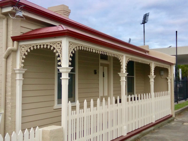 16 Gleadow Street, Invermay, TAS 7248