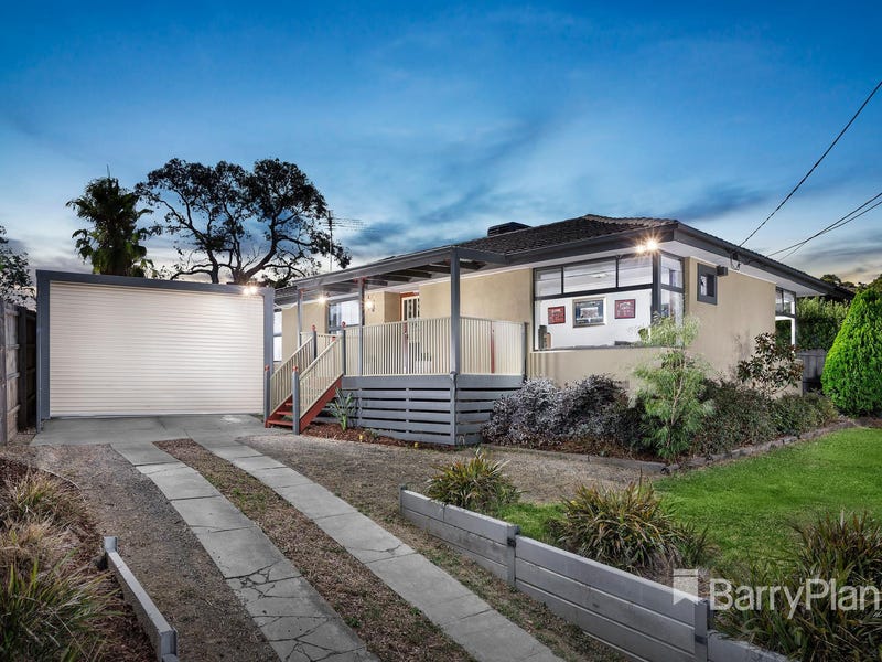 41 Pinehills Drive, Greensborough, VIC 3088