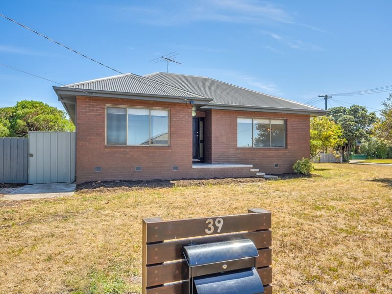 39 Seaforth Drive, Portarlington, Vic 3223 Property Details