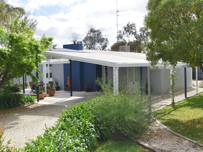 213 RIVER STREET, Deniliquin, NSW 2710 Property Details