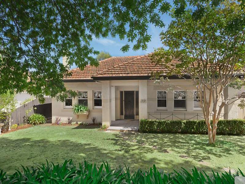 39 Ramsay Avenue, Kew East, VIC 3102