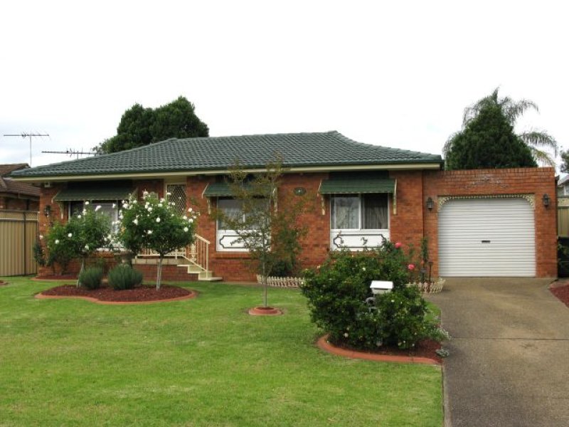 6 Haultain Street, Minto, NSW 2566