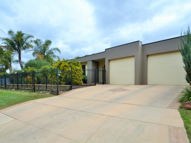 1/85 Campaspe Esplanade, Echuca, Vic 3564 Property Details