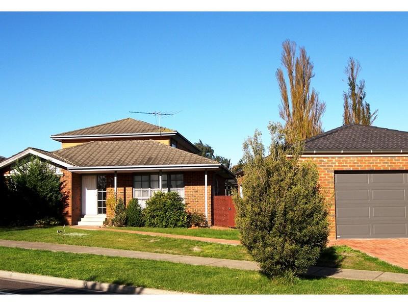 6 Hagen Drive, Berwick, Vic 3806 Property Details