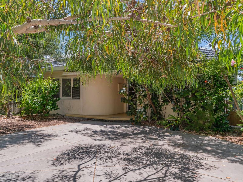 4 Lee Avenue, Hilton, WA 6163 Property Details