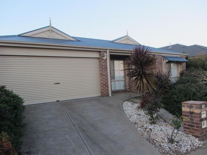 103 Mcneilly Road, Drouin, VIC 3818