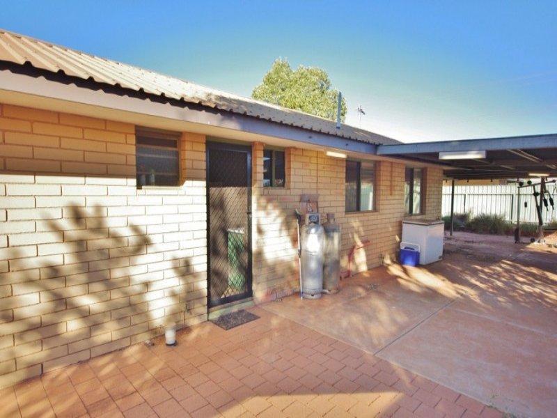 2 Atkinson Way, Millars Well, WA 6714