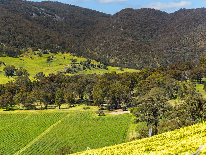 140 Ennis Road, Tallarook, Vic 3659 Property Details