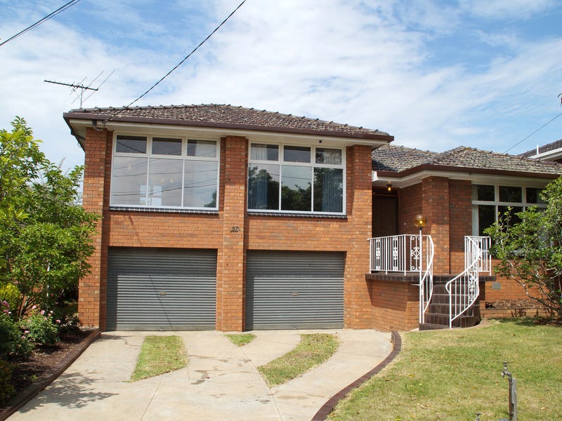 37 Chaucer Street, Hamlyn Heights, VIC 3215